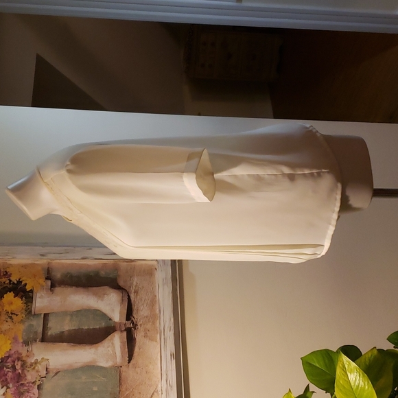 Susan Hutton Blouse - Picture 4 of 6